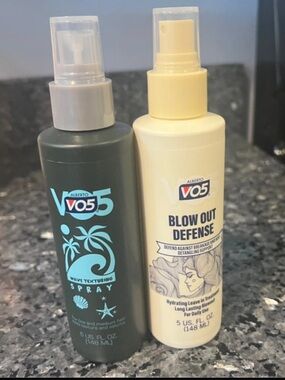 2 VO5 Haircare Products Blow out Defense & Wave Texturing Spray New
